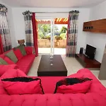 Casa Kiko Montimar *
